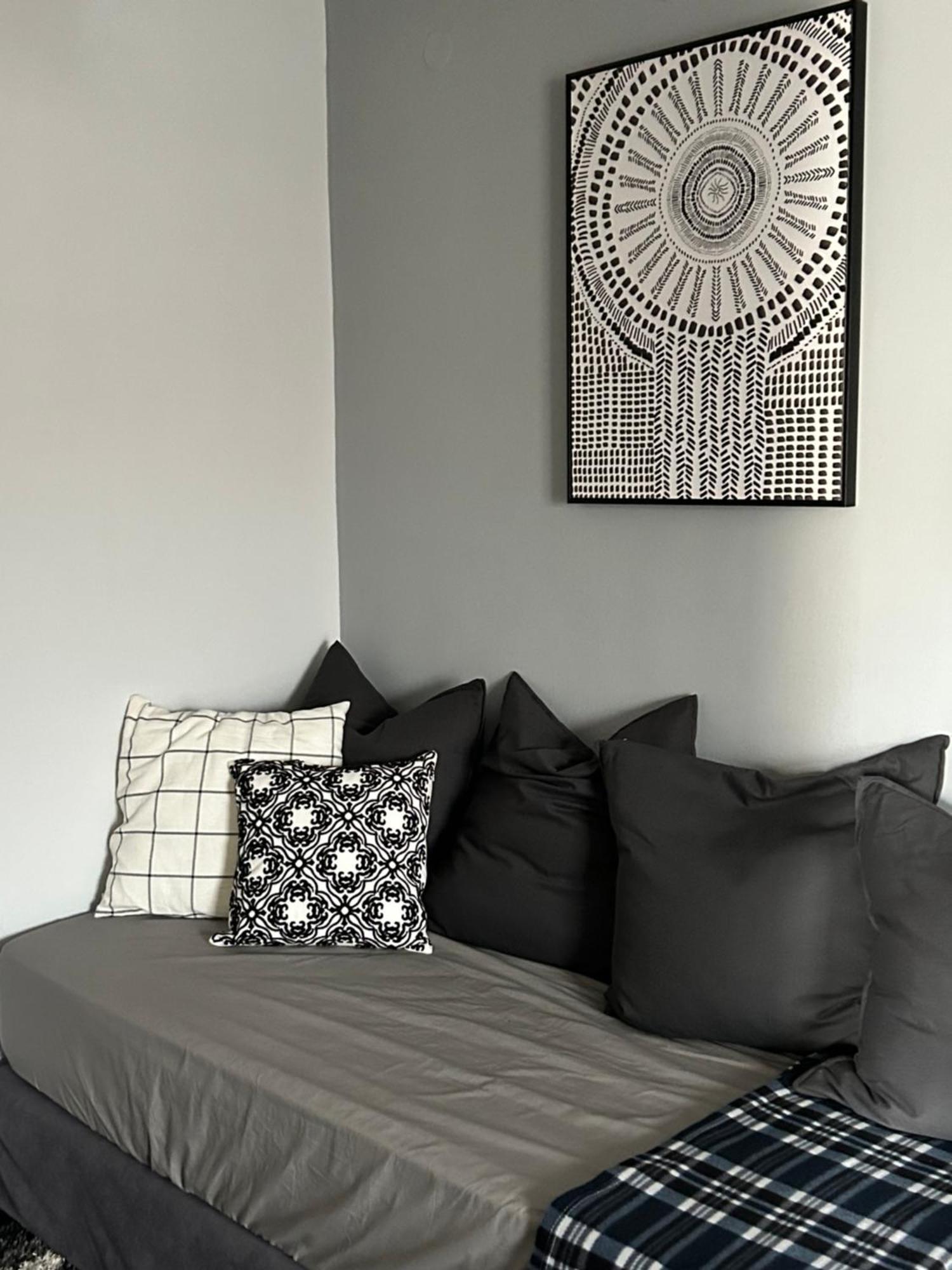 Beautiful Apartment Next To Metro Station Athen Eksteriør billede